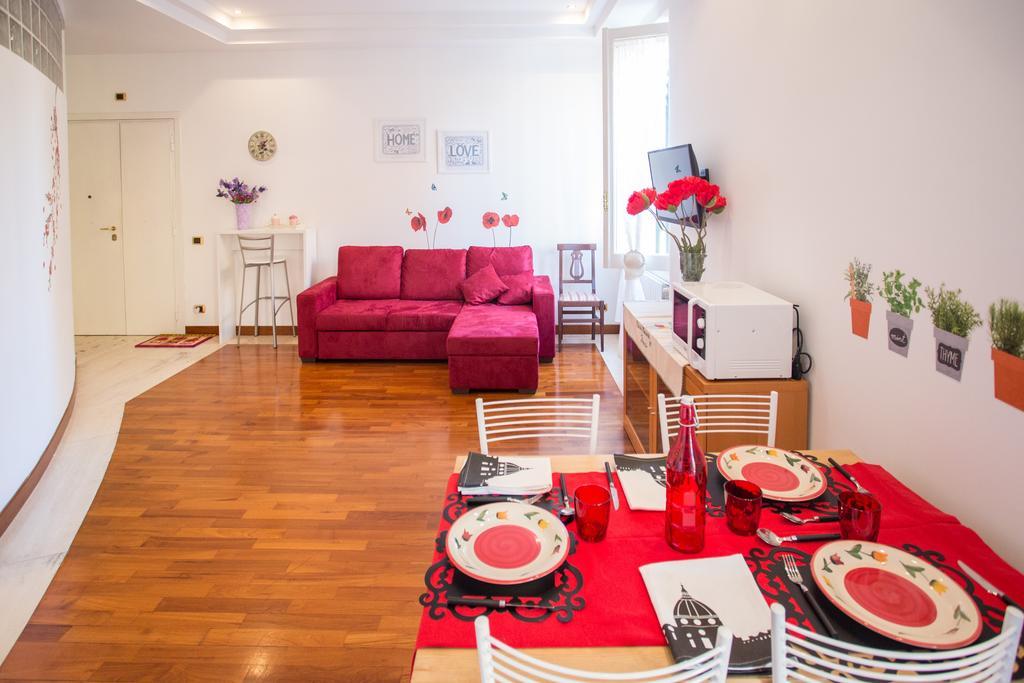 Appartamento La Finestra Su San Pietro โรม ภายนอก รูปภาพ